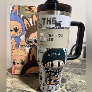 Stanley Quencher H2.0 Tumbler Labubu Special Edition 40 oz